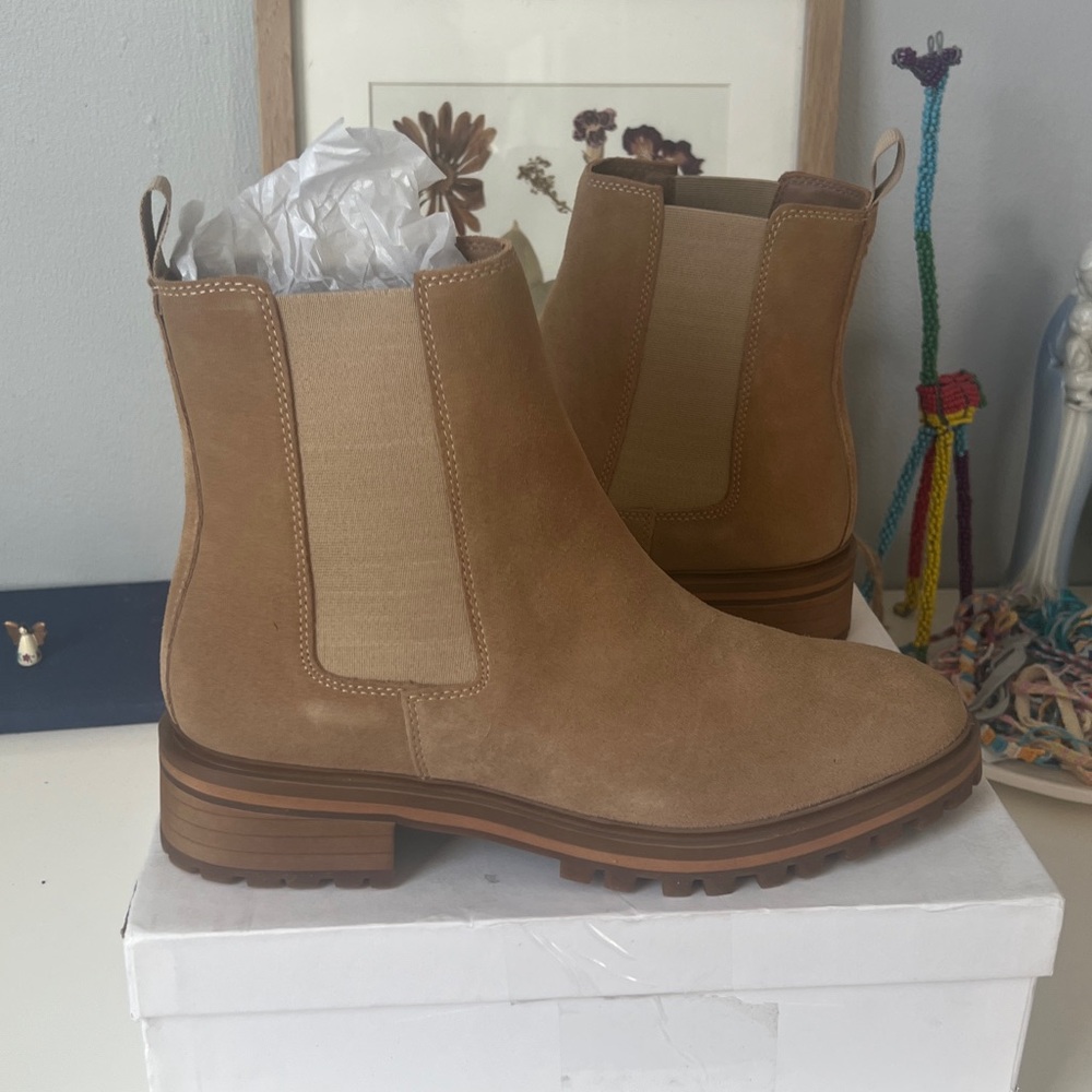 Quince Tan Heeled Boots - Picture 7 of 10